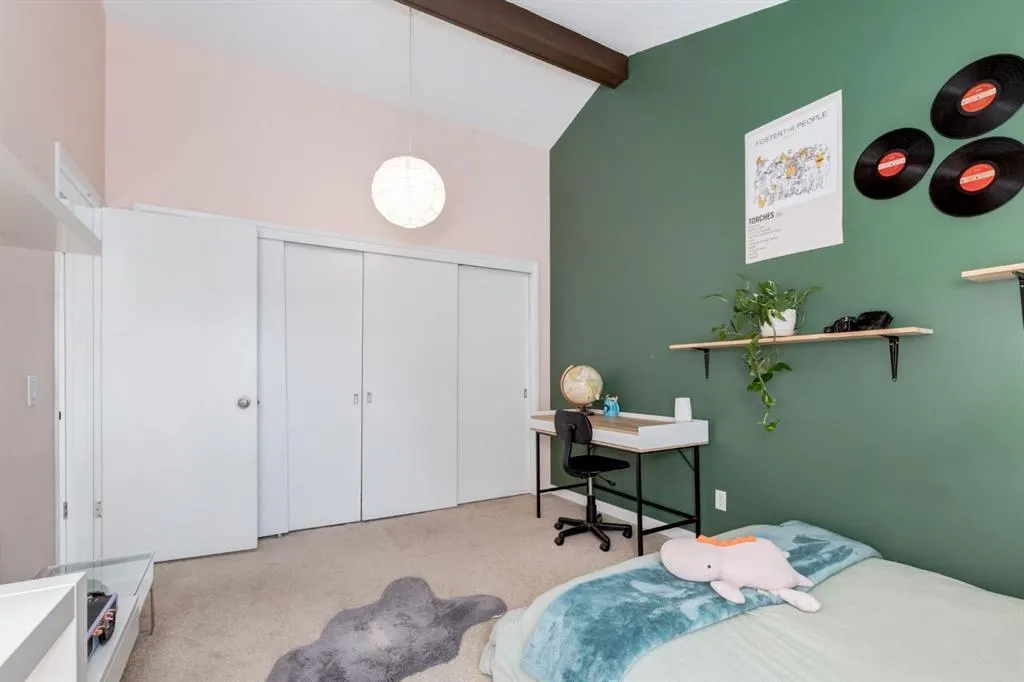 80 Brae Glen Lane SW