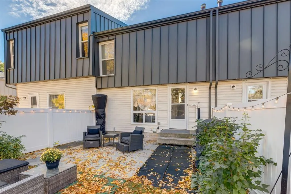 80 Brae Glen Lane SW