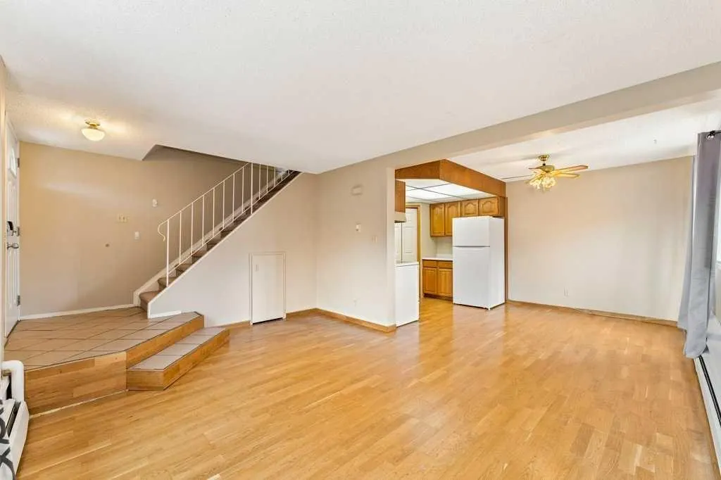 3809 45 Street SW, #141
