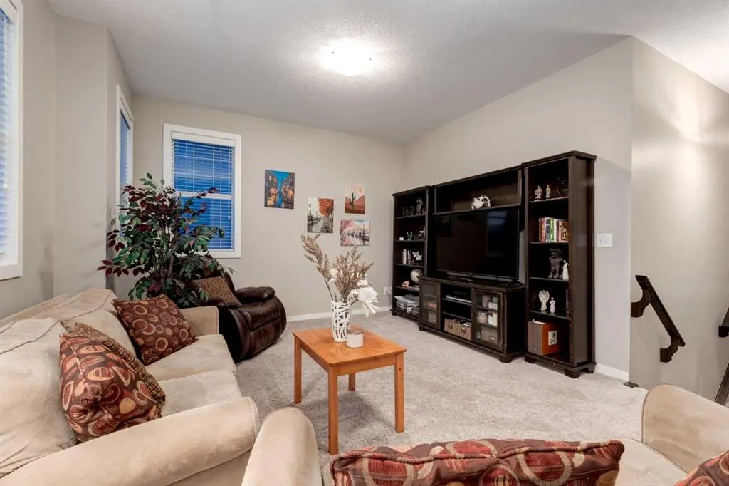 643 Evanston Drive NW