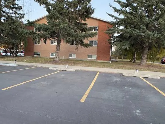 41 Bennett Street, #306