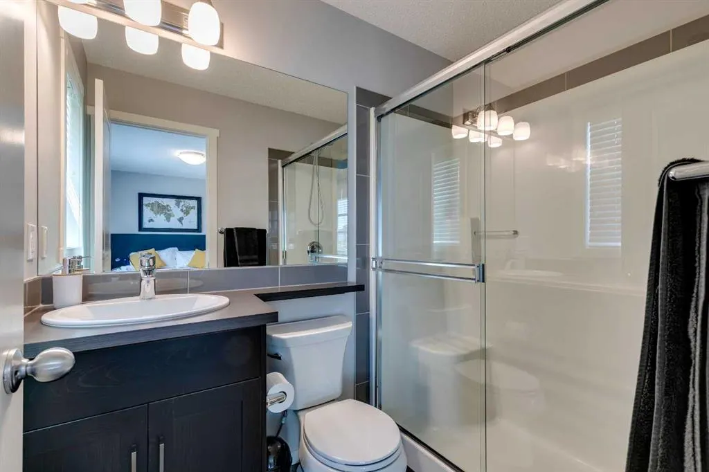 357 Walden Parade SE