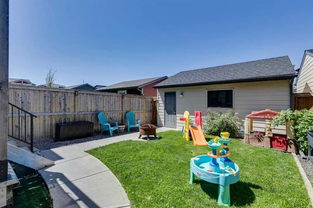357 Walden Parade SE