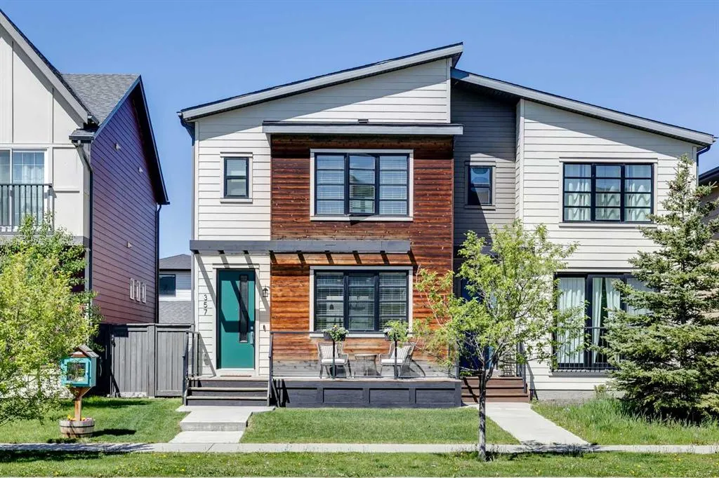 357 Walden Parade SE