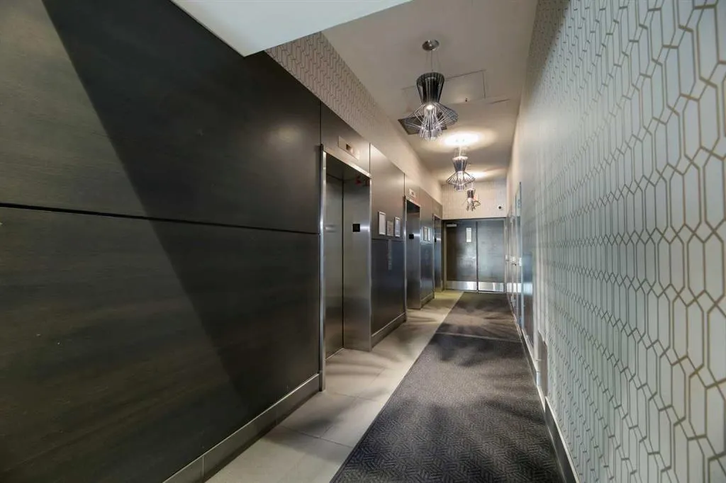1122 3 Street SE, #2208
