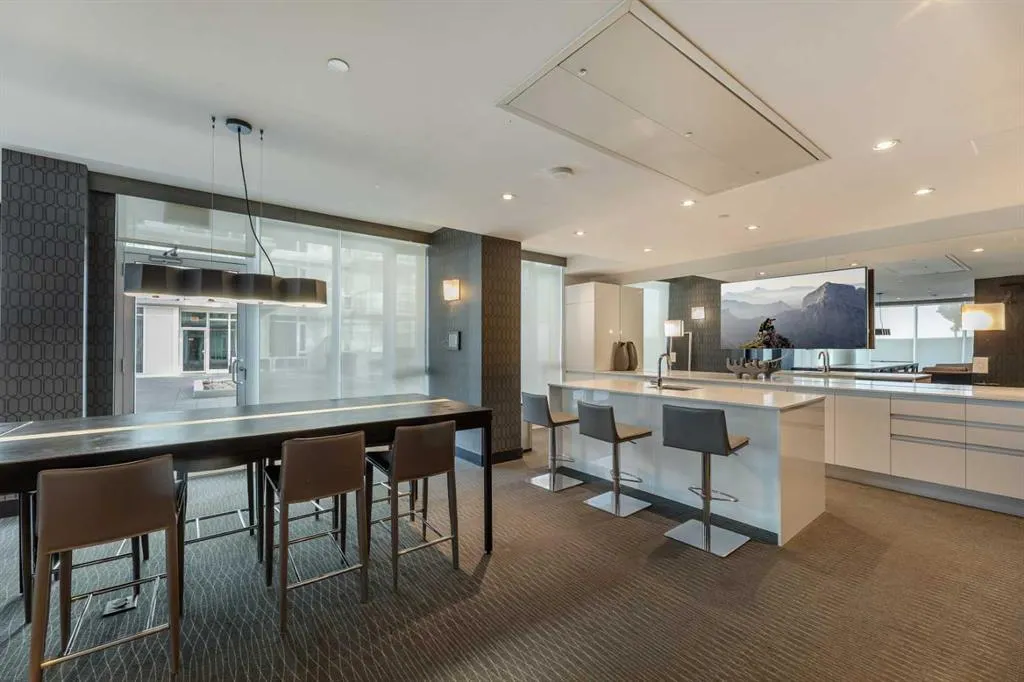 1122 3 Street SE, #2208