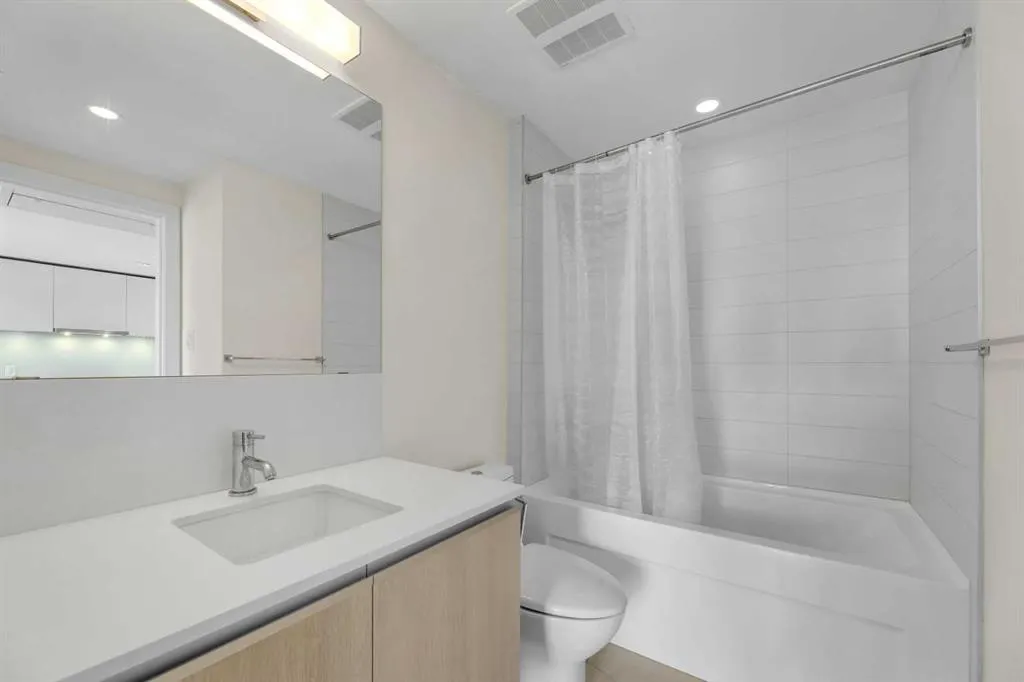 1122 3 Street SE, #2208
