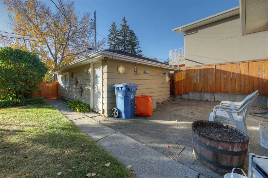 71 Rosery Drive NW