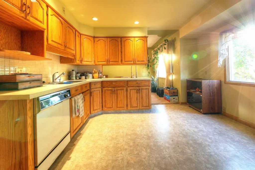 71 Rosery Drive NW