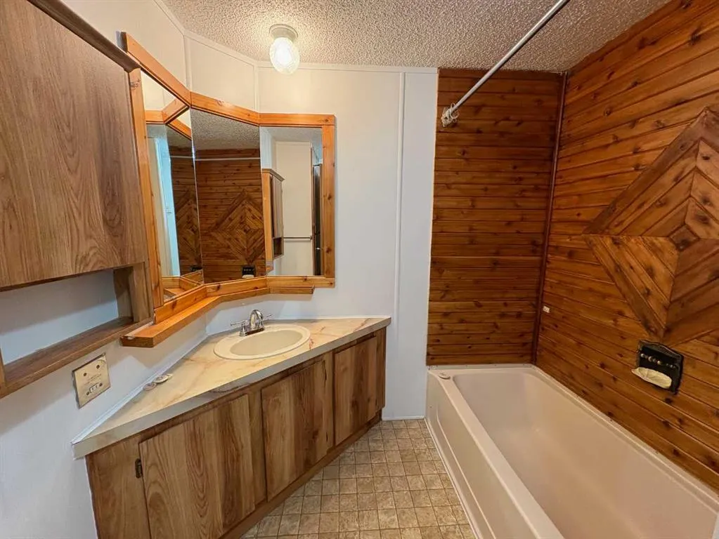 5800 46 Street, ##29