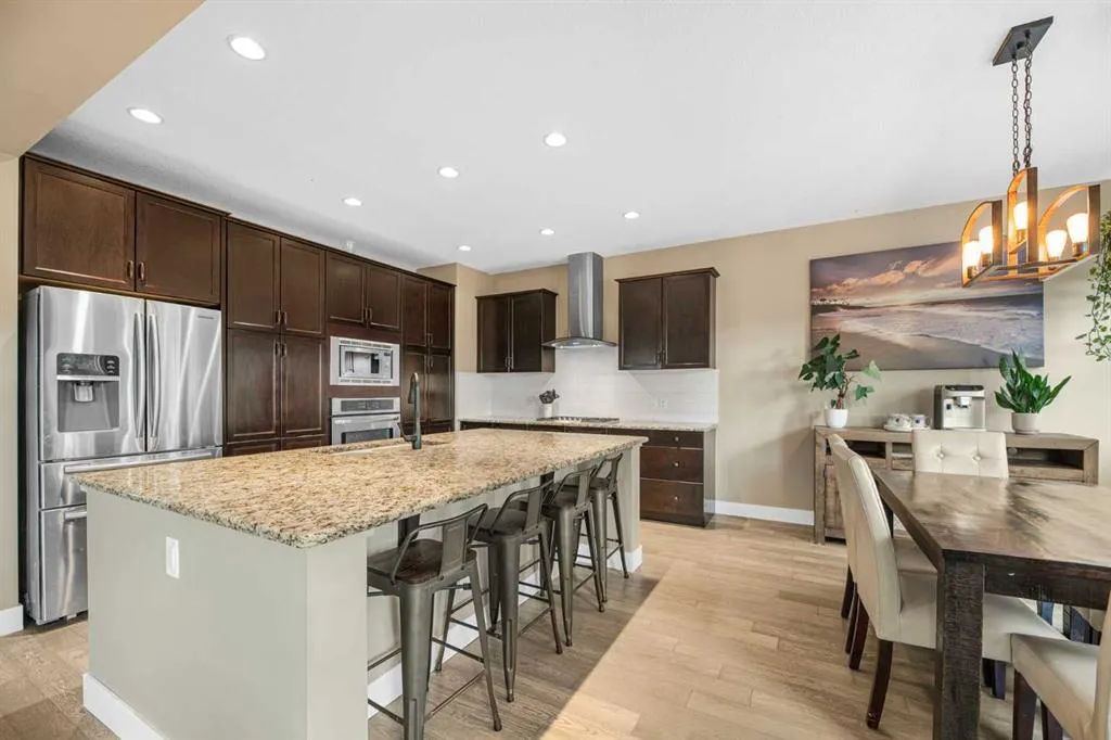 79 Ridge View Close