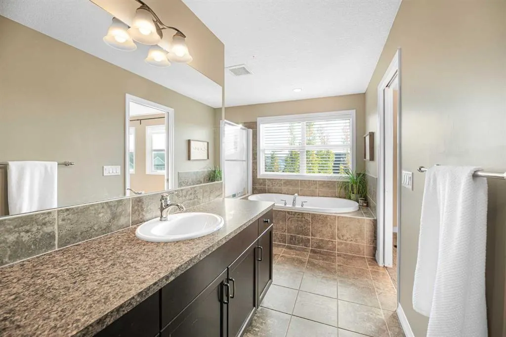 79 Ridge View Close