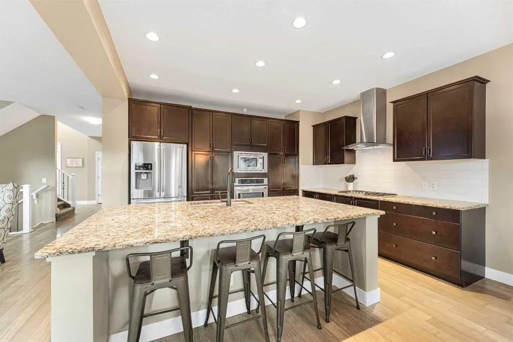 79 Ridge View Close