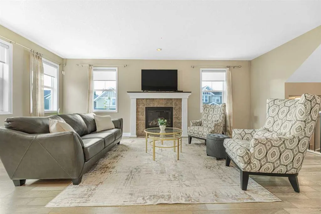 79 Ridge View Close