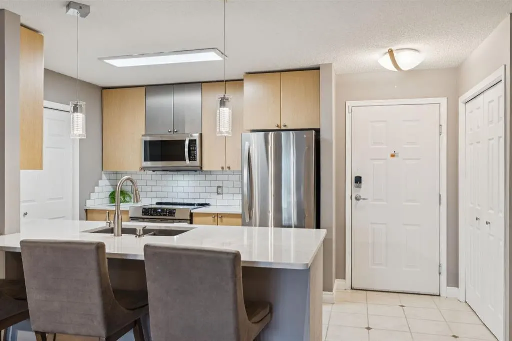 25 Richard Place SW, #119