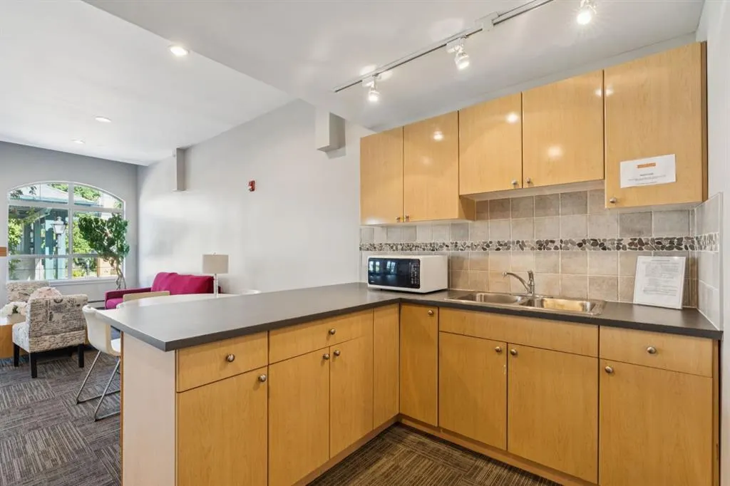 25 Richard Place SW, #119
