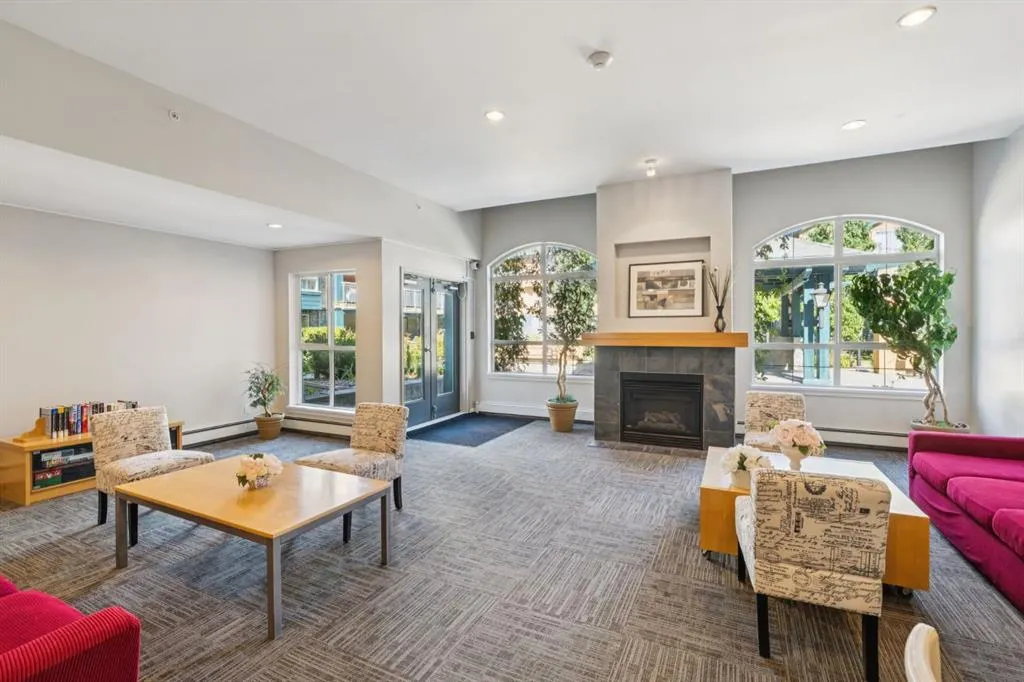 25 Richard Place SW, #119