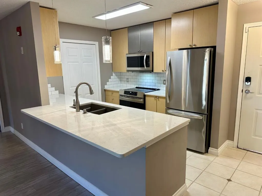25 Richard Place SW, #119