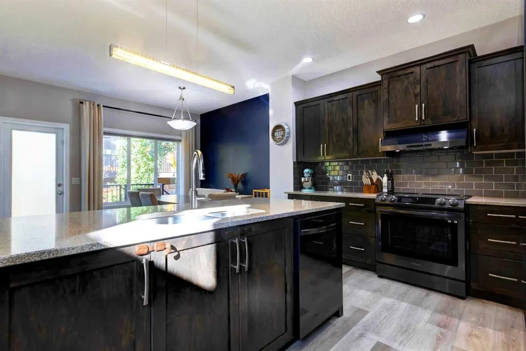 269 Walden Heights SE