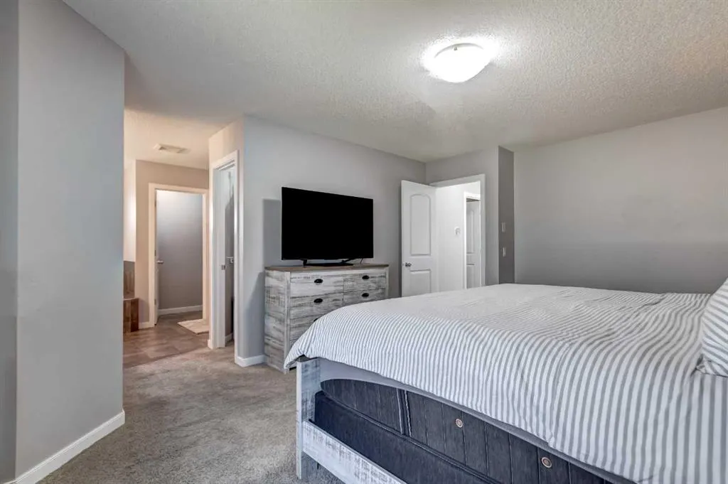 269 Walden Heights SE