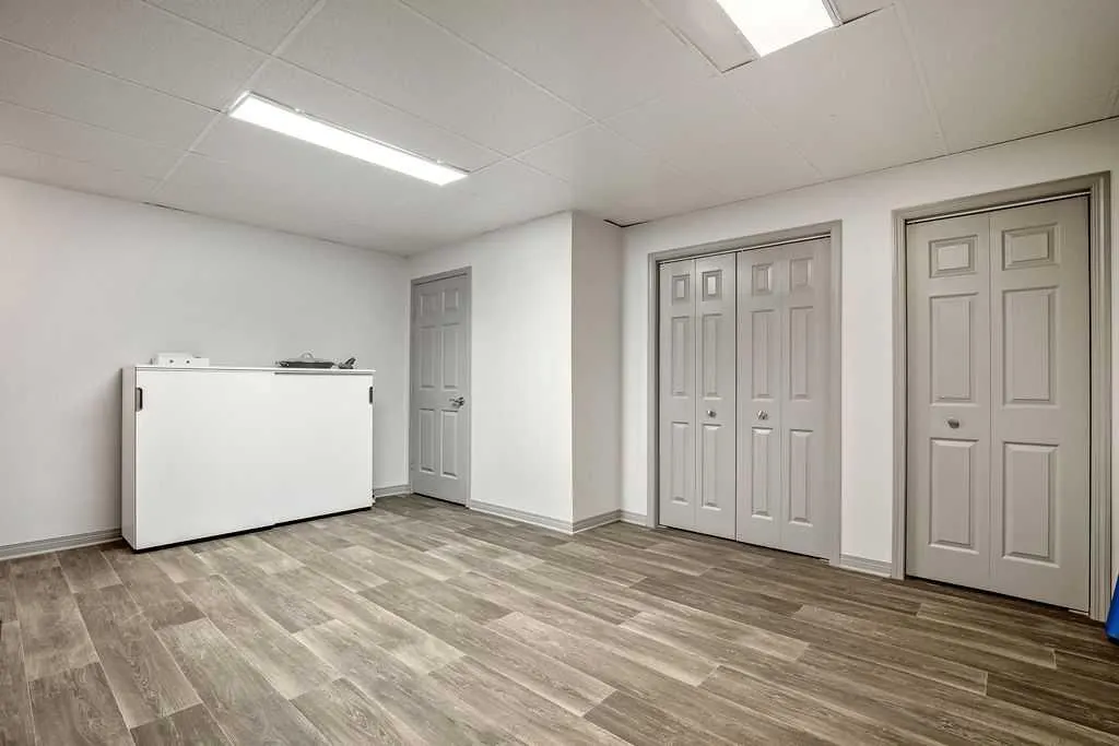 51 Hunters Crescent