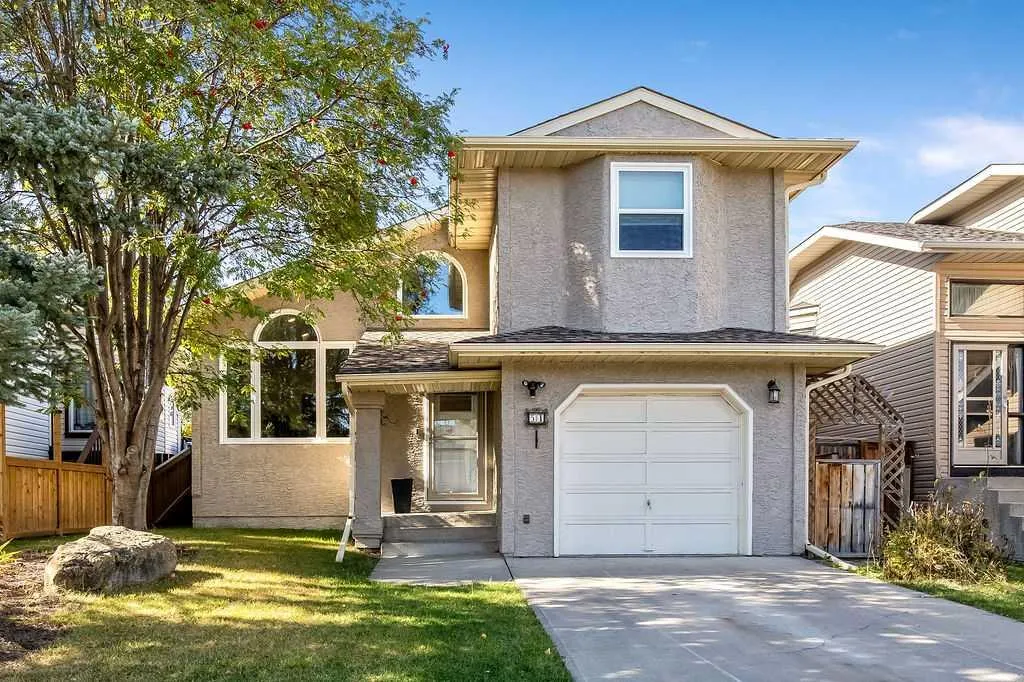 51 Hunters Crescent