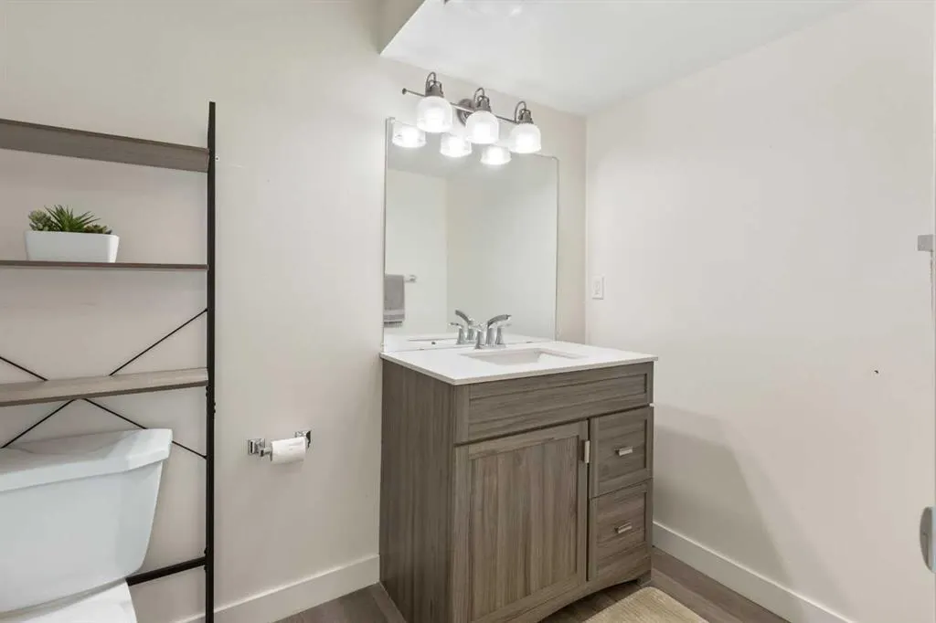 27 Deercrest Close SE