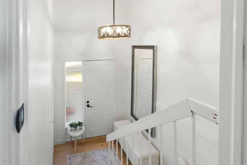 27 Deercrest Close SE