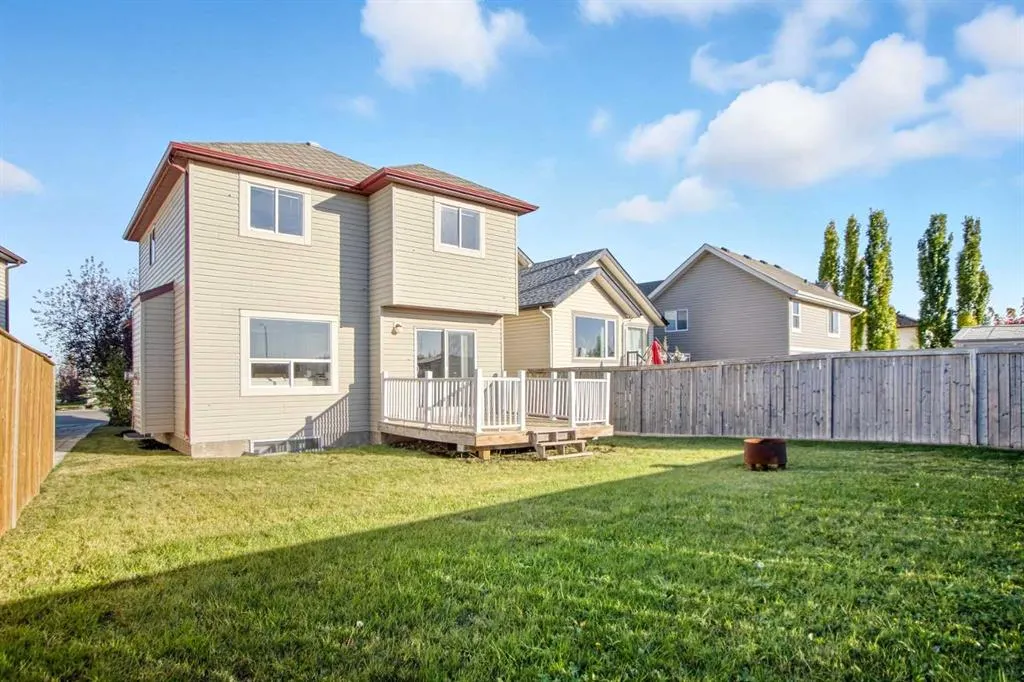 92 Everglen Way SW