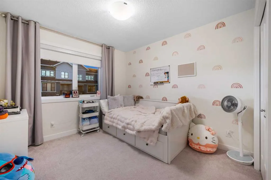 51 Crestridge Common SW