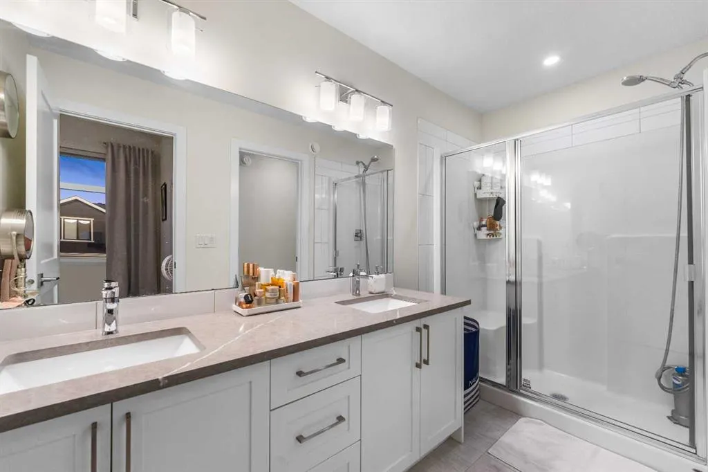 51 Crestridge Common SW
