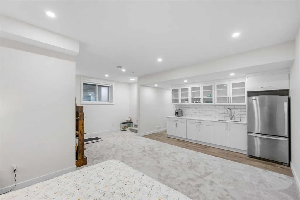 51 Crestridge Common SW