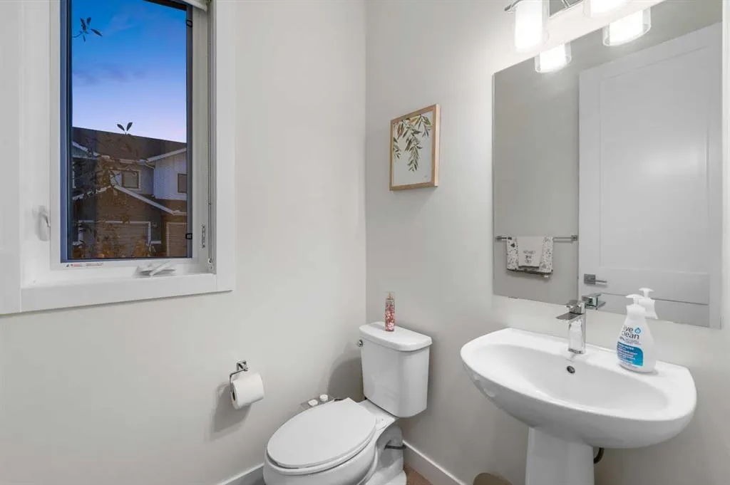 51 Crestridge Common SW