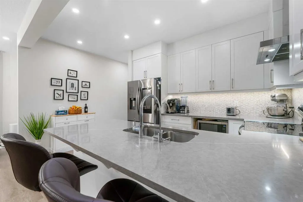 51 Crestridge Common SW