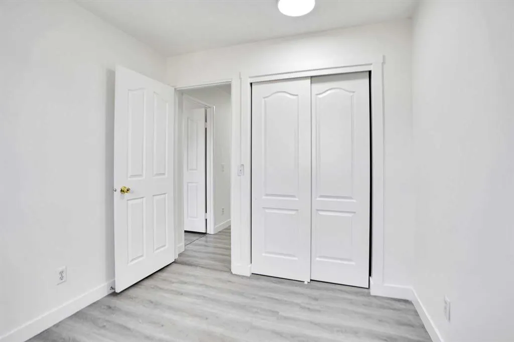 6032 Martingrove Road