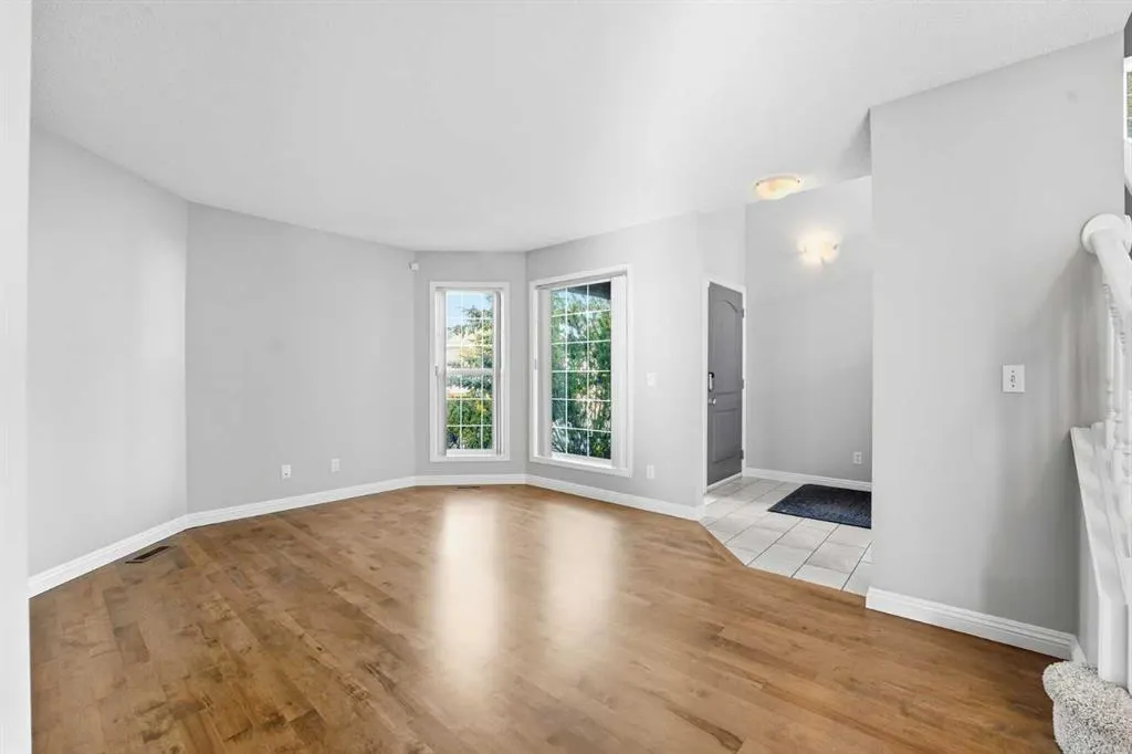 101 Douglas Glen Point SE