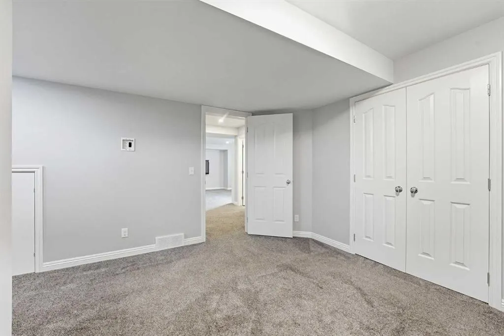 101 Douglas Glen Point SE