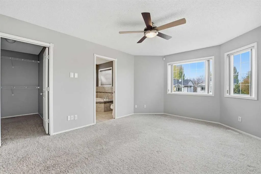 101 Douglas Glen Point SE