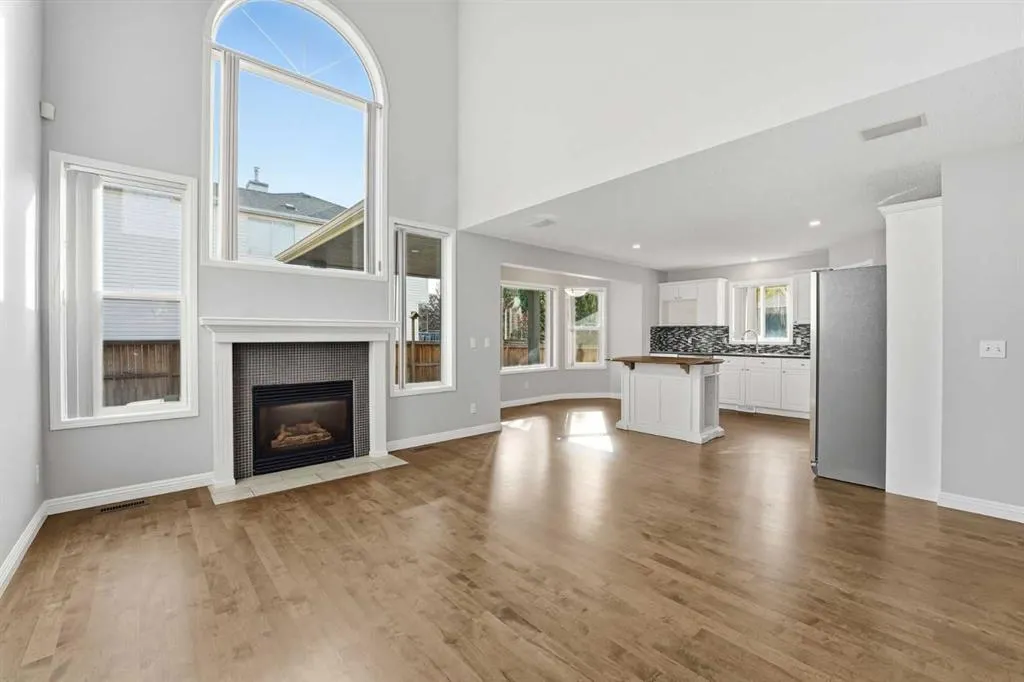 101 Douglas Glen Point SE