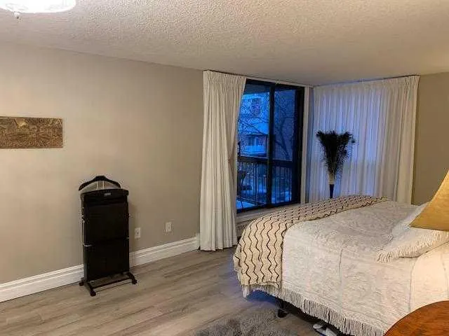 1001 13 Avenue SW, #340