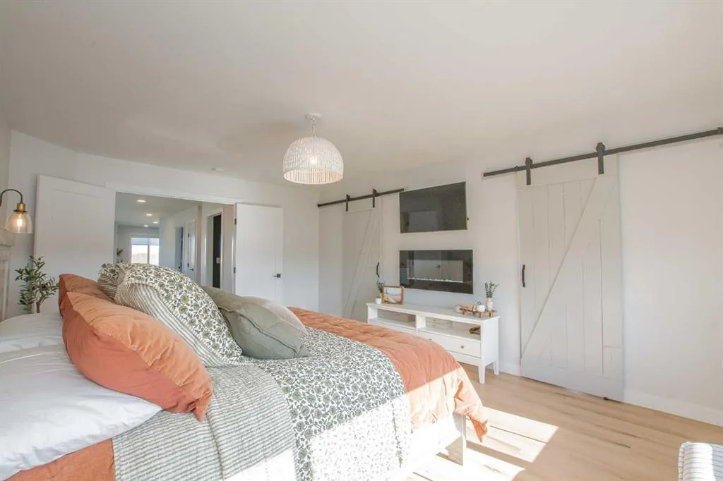 7842 Devonshire Lane