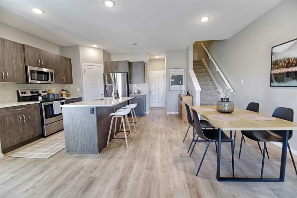 210 Firelight Way W, #302