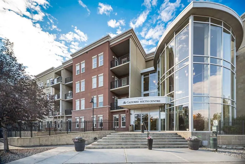 11811 Lake Fraser Drive SE, #6402