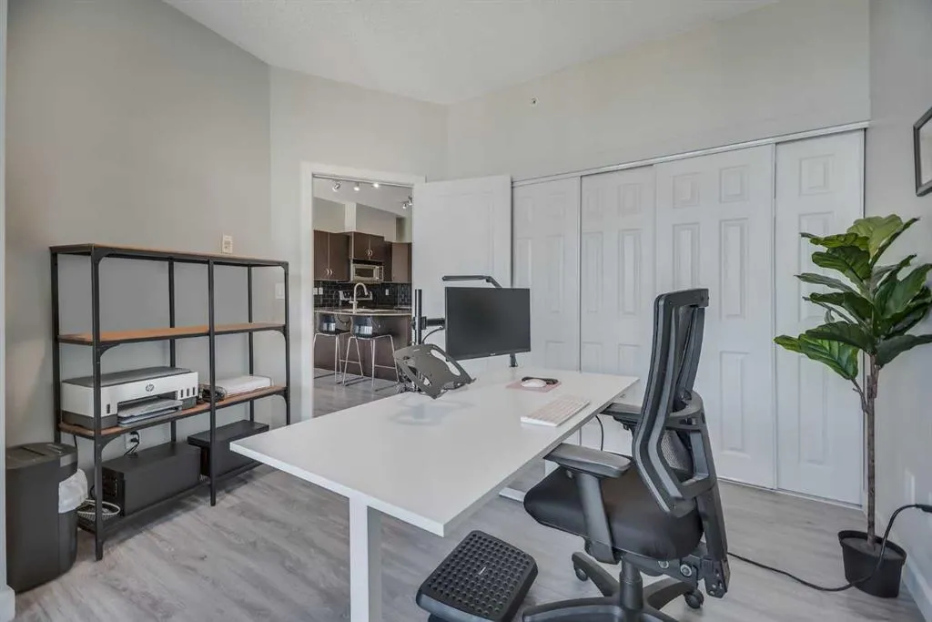 11811 Lake Fraser Drive SE, #6402