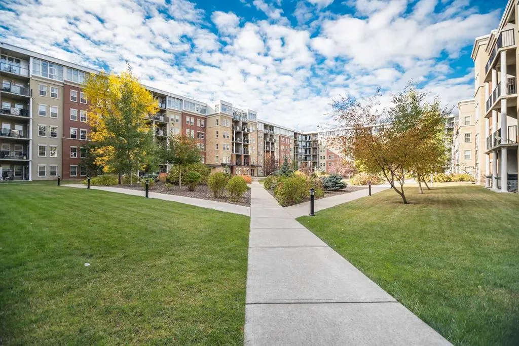 11811 Lake Fraser Drive SE, #6402