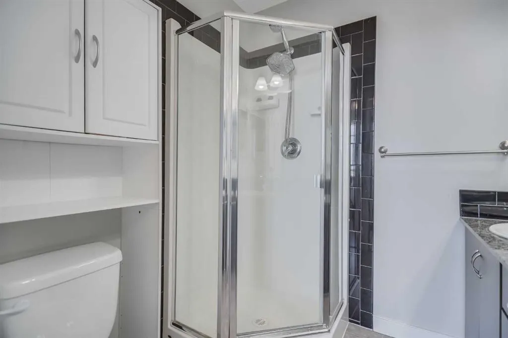 11811 Lake Fraser Drive SE, #6402