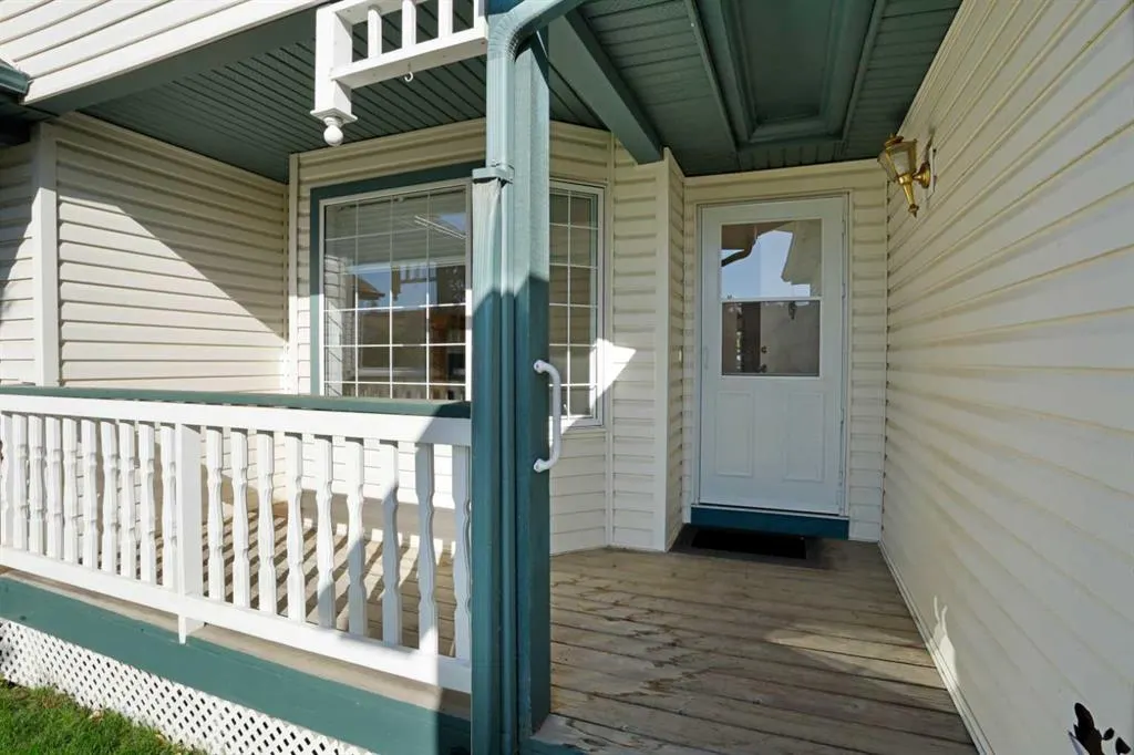 13 Fairview Park Lane W