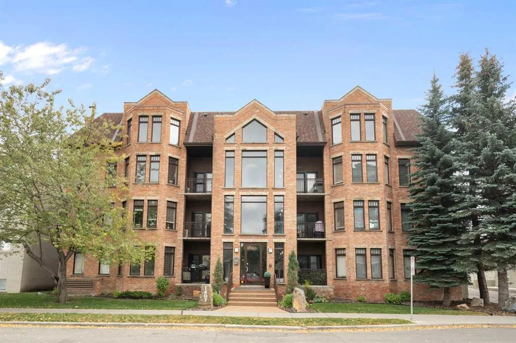 1407 Kensington Close NW, #102