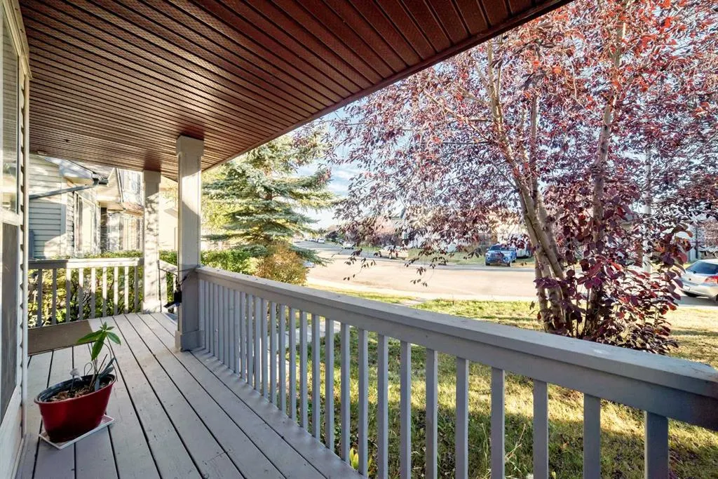 59 Tarington Way NE