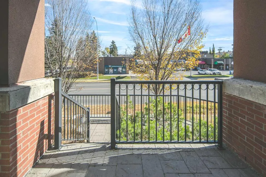 2419 Centre Street NW, #103